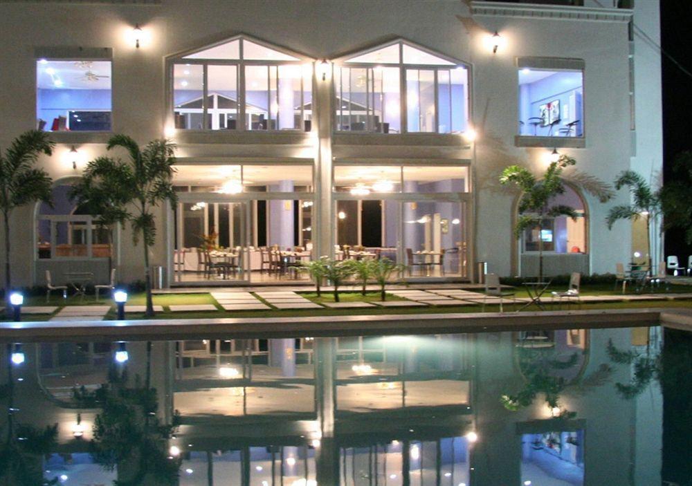 Yapak Boracay Grand Vista Resort & Spa מראה חיצוני תמונה