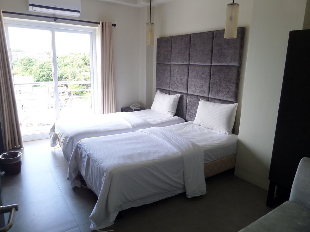 Yapak Boracay Grand Vista Resort & Spa מראה חיצוני תמונה