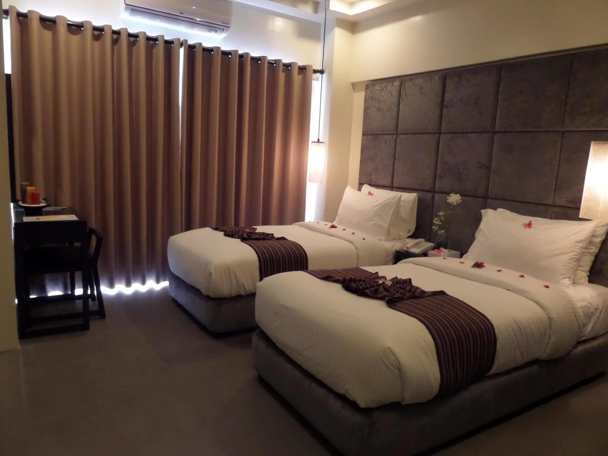 Yapak Boracay Grand Vista Resort & Spa מראה חיצוני תמונה