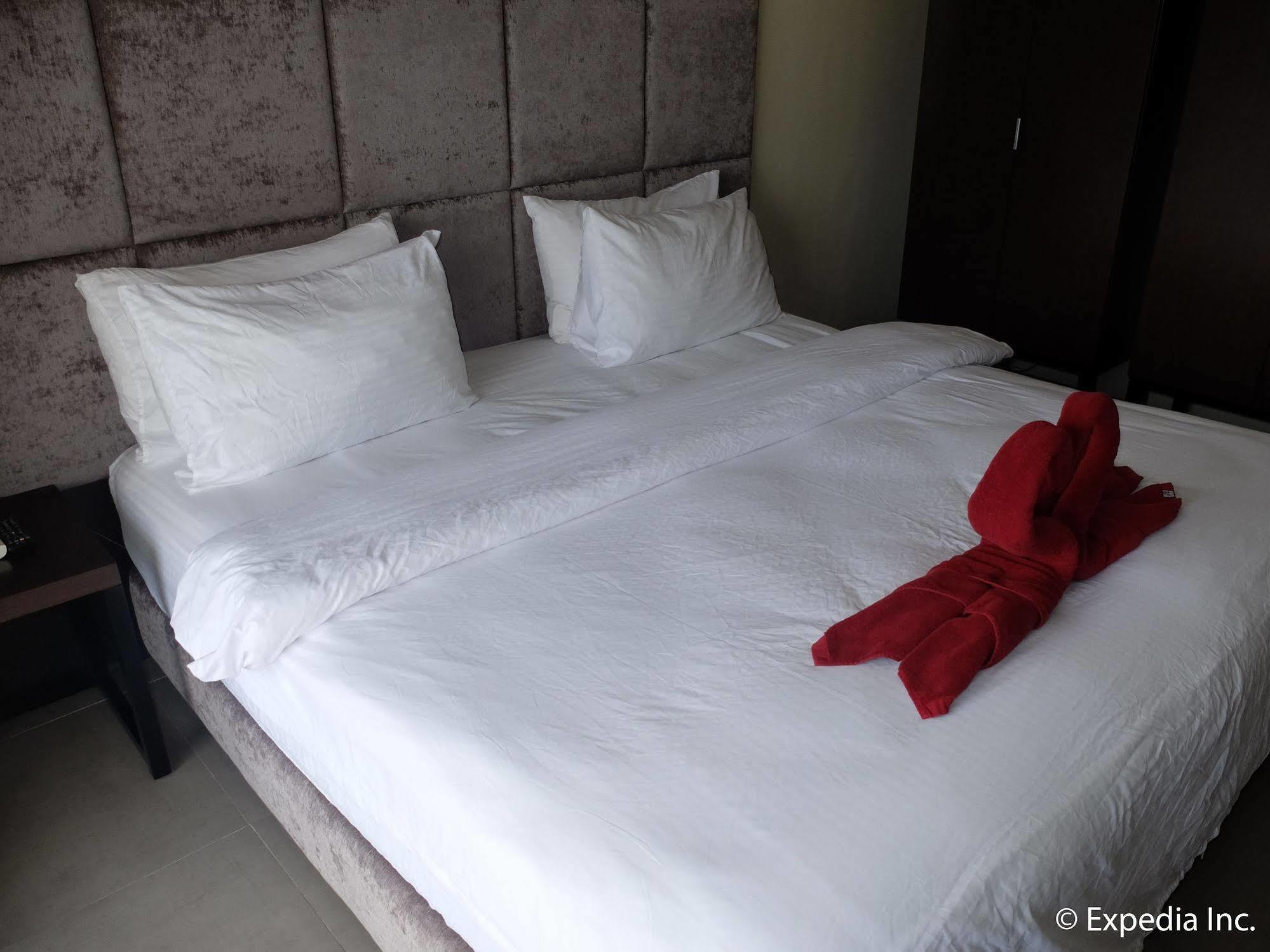 Yapak Boracay Grand Vista Resort & Spa מראה חיצוני תמונה