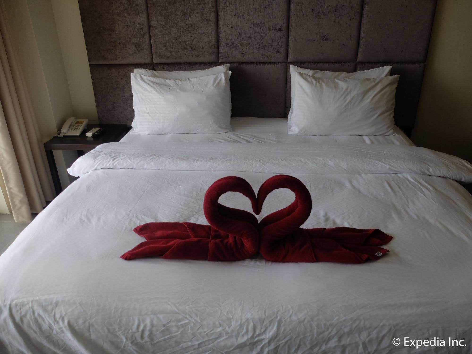 Yapak Boracay Grand Vista Resort & Spa מראה חיצוני תמונה
