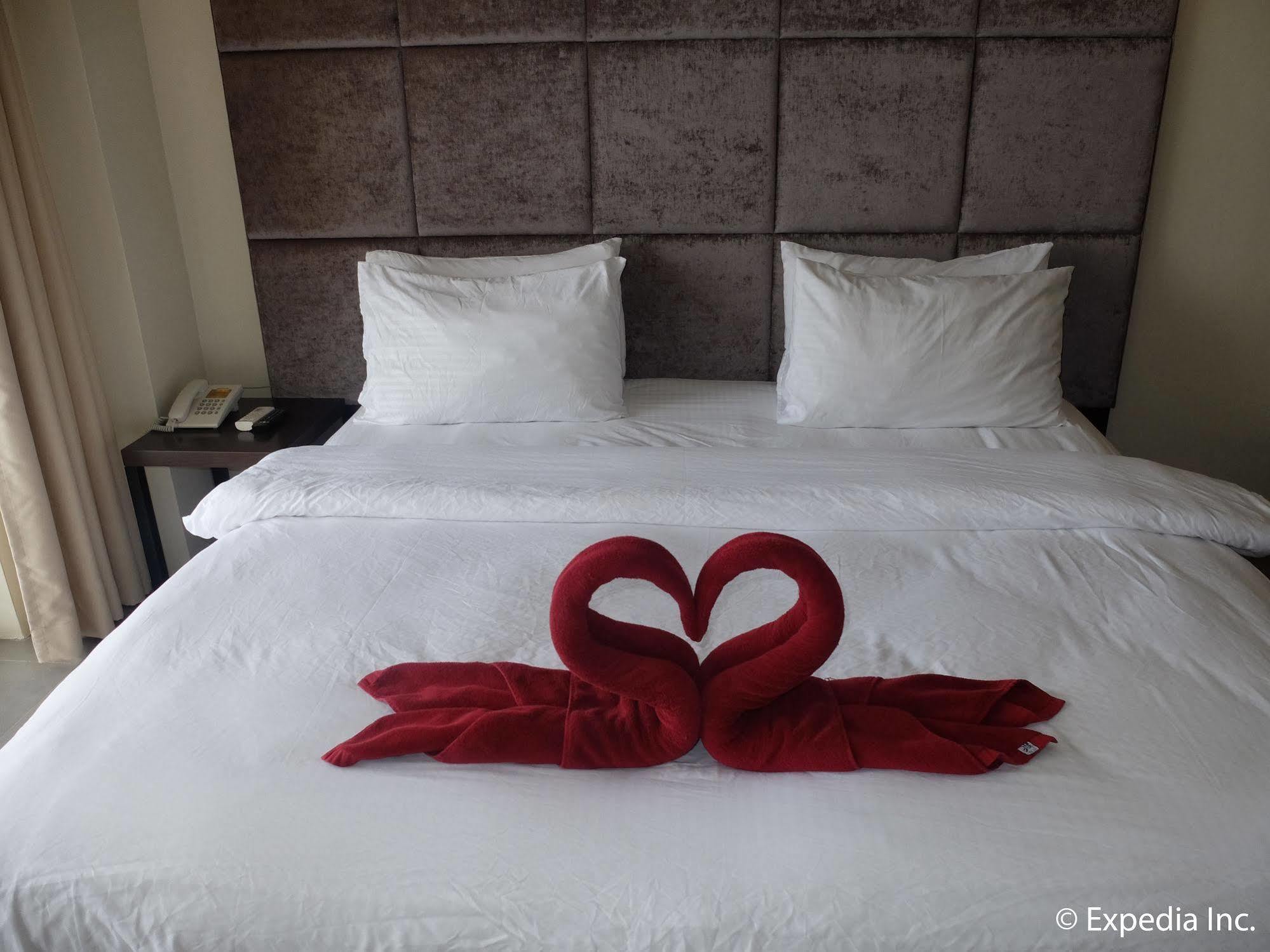 Yapak Boracay Grand Vista Resort & Spa מראה חיצוני תמונה
