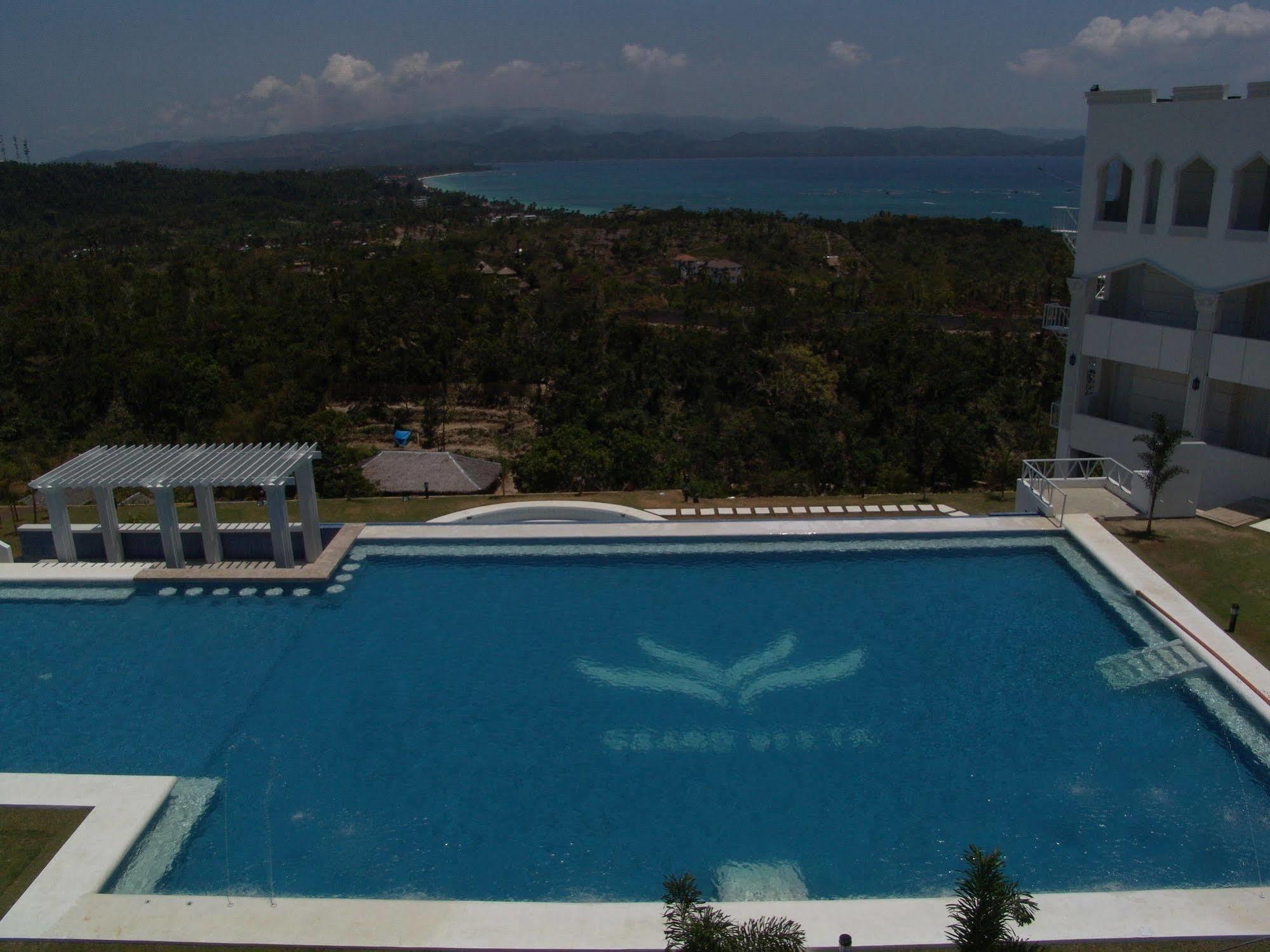 Yapak Boracay Grand Vista Resort & Spa מראה חיצוני תמונה